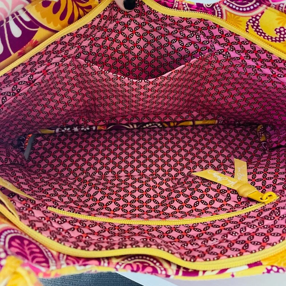 Vera Bradley Gabby Bag Bali Gold Quilted Floral Tote Retired Print - Picture 8 of 9